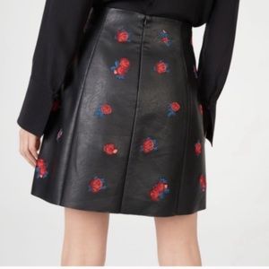 Club Monaco Edvard Faux Leather Embroidered Skirt Sz 00